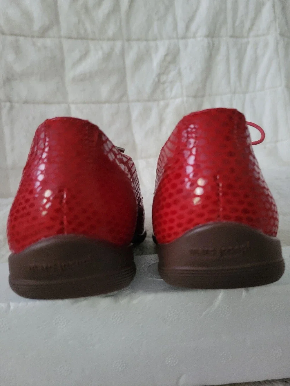 Marc Joseph New York Women’s Red Lace-Up Athletic Oxfords with Textured Upper